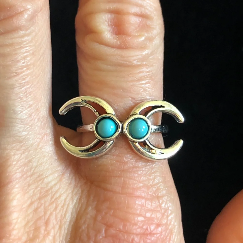 Silver Tone and Blue Crescent Moon Ring